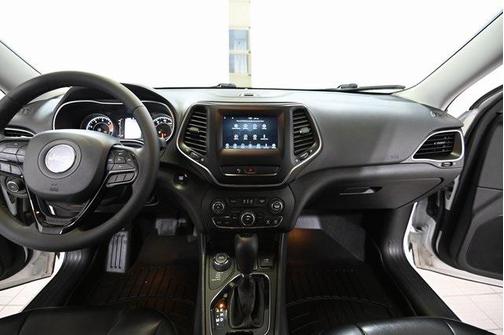 2020 Jeep Cherokee Altitude