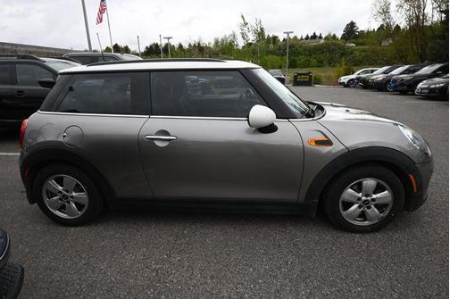 Silver Metallic 2017 MINI Hardtop Cooper