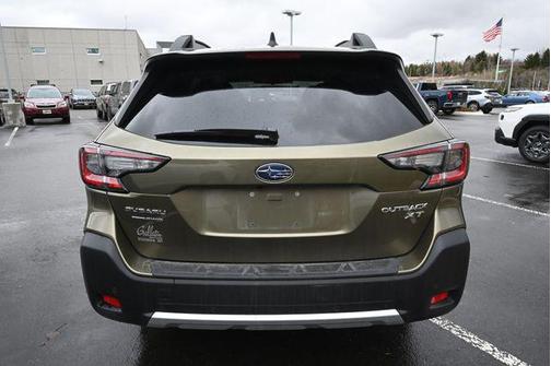 Green Metallic 2025 Subaru Outback Limited XT