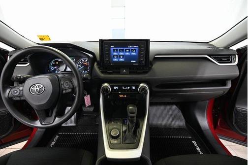 2020 Toyota RAV4 Hybrid LE