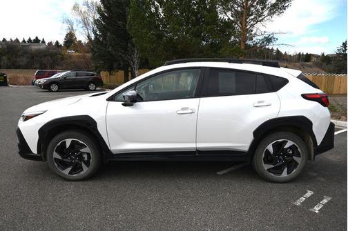 Crystal White Pearl 2024 Subaru Crosstrek Limited