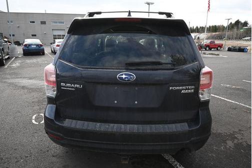 Dark Gray Metallic 2017 Subaru Forester 2.5i Premium