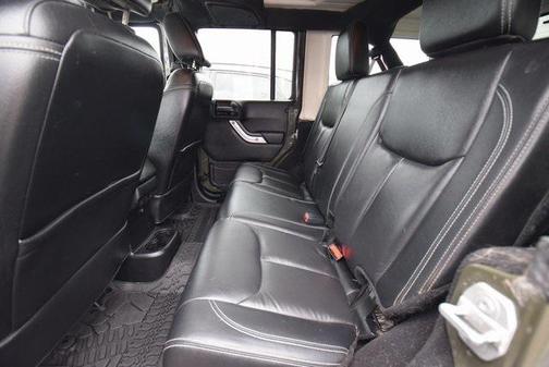 2015 Jeep Wrangler Unlimited Rubicon