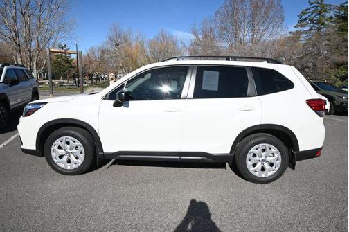 Crystal White Pearl 2021 Subaru Forester Base