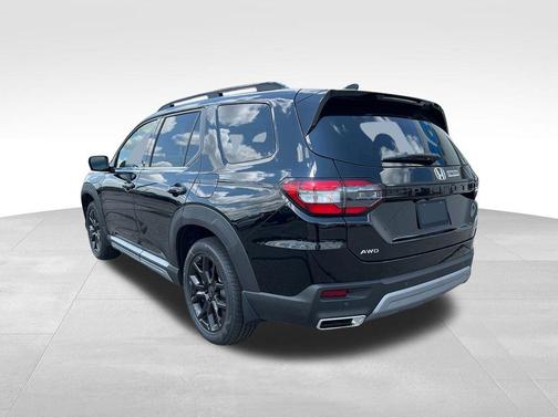 2025 Honda Pilot Touring+