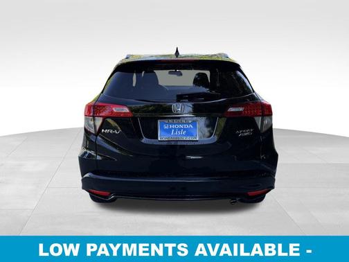 Crystal Black Pearl 2022 Honda HR-V AWD Sport