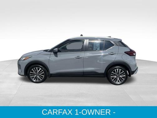 2022 Nissan Kicks SV