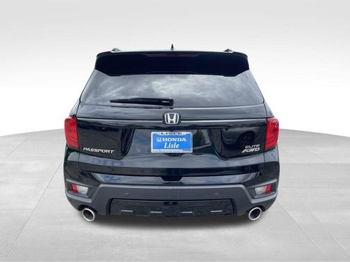 2023 Honda Passport Elite