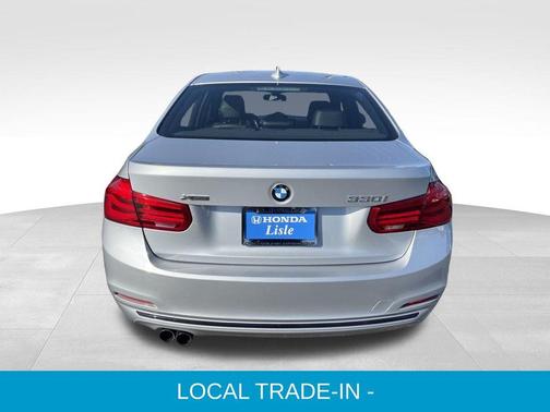 2018 BMW 330 i xDrive