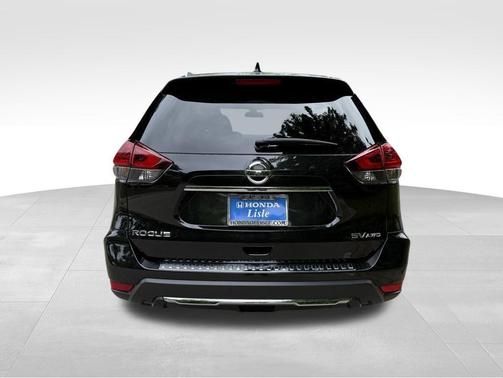 Magnetic Black 2018 Nissan Rogue SV