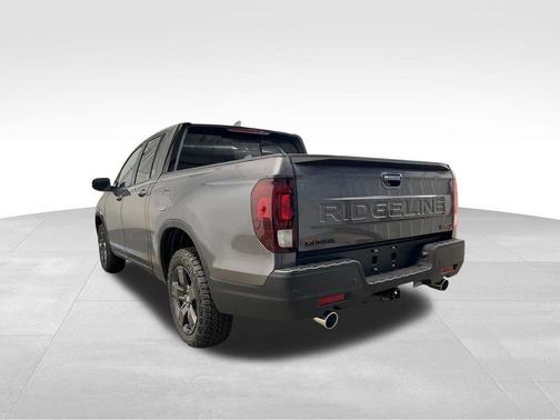 Modern Steel Metallic 2026 Honda Ridgeline TrailSport