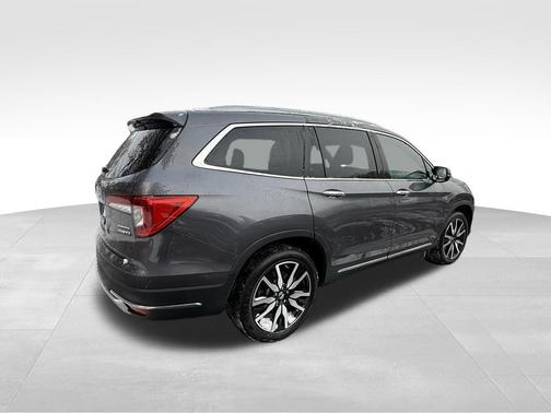 2022 Honda Pilot Touring 7-Passenger