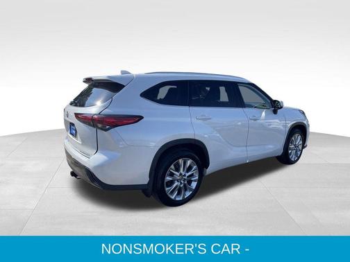 2022 Toyota Highlander Limited