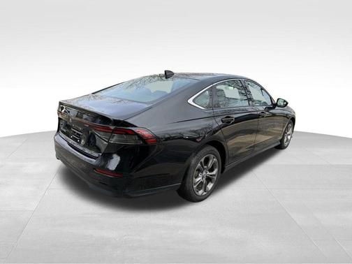 Crystal Black Pearl 2024 Honda Accord EX