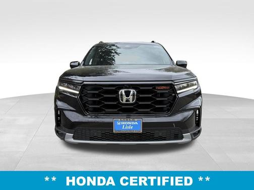 Crystal Black 2025 Honda Pilot TrailSport