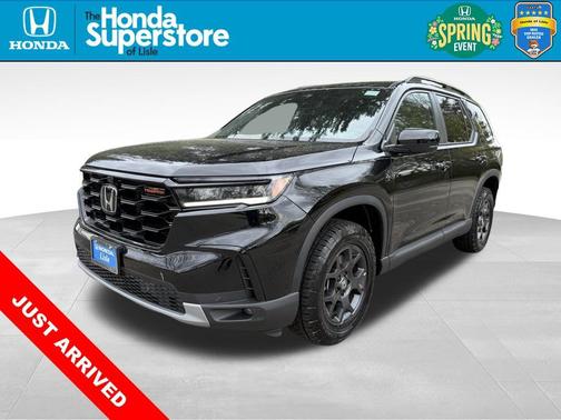 Crystal Black 2025 Honda Pilot TrailSport