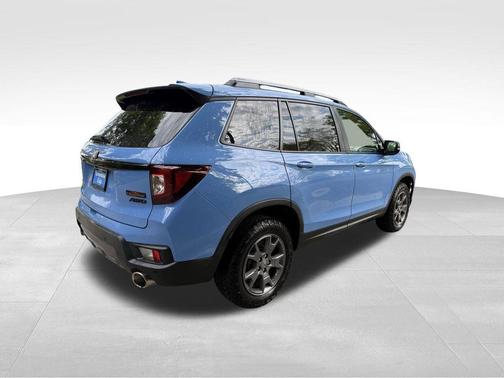 Diffused Sky Pearl 2024 Honda Passport AWD TrailSport