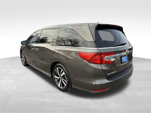 Pacific Pewter Metallic 2019 Honda Odyssey Elite
