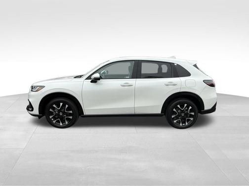 Platinum White 2026 Honda HR-V EX-L