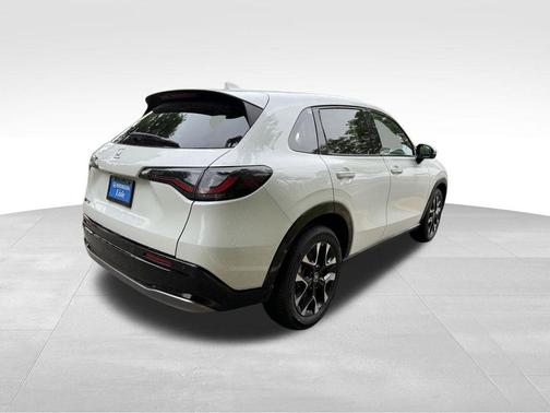 Platinum White 2026 Honda HR-V EX-L