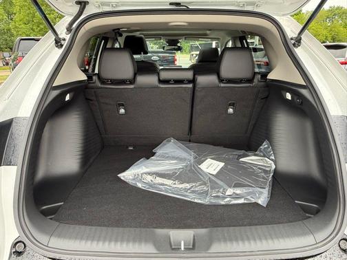 Platinum White 2026 Honda HR-V EX-L