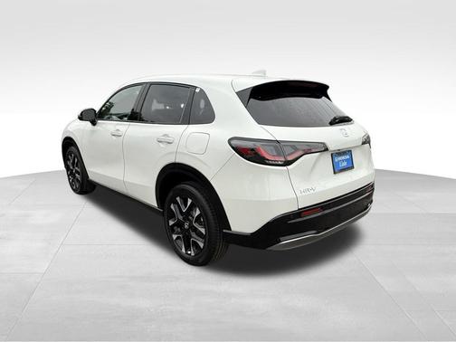 Platinum White 2026 Honda HR-V EX-L