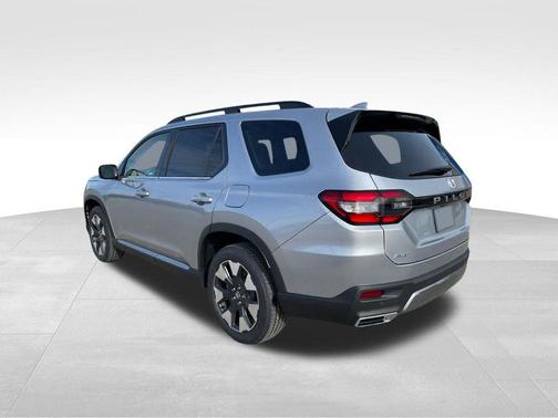 Silver 2026 Honda Pilot Touring 8-Passenger