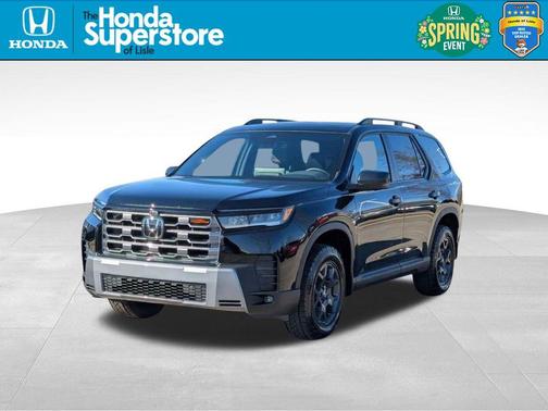 Crystal Black Pearl 2026 Honda Pilot TrailSport