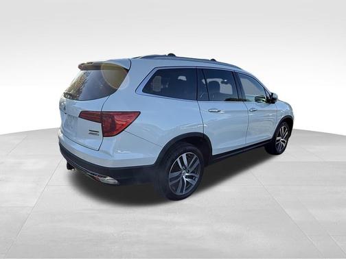 2018 Honda Pilot Touring