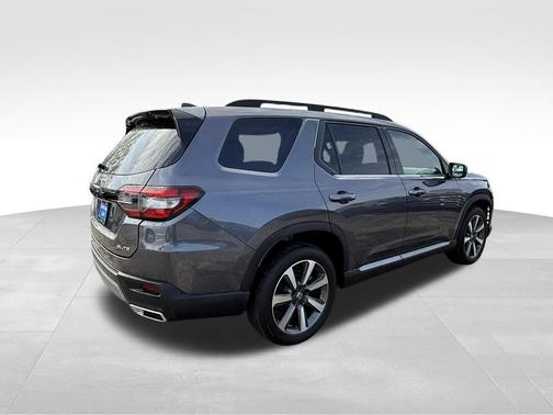 Modern Steel 2025 Honda Pilot Elite