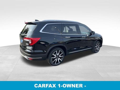 2022 Honda Pilot Touring 7-Passenger