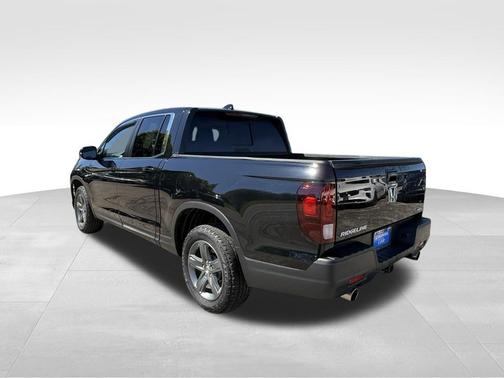 Crystal Black Pearl 2023 Honda Ridgeline RTL