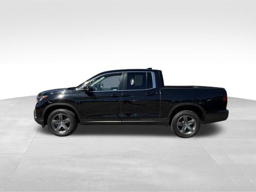 Crystal Black Pearl 2023 Honda Ridgeline RTL