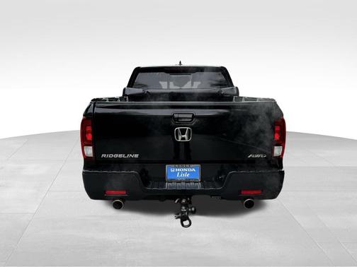 Crystal Black Pearl 2023 Honda Ridgeline RTL