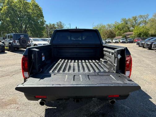 Crystal Black Pearl 2023 Honda Ridgeline RTL