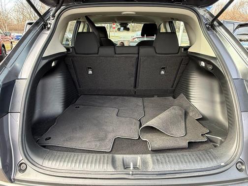 Modern Steel Metallic 2023 Honda HR-V LX