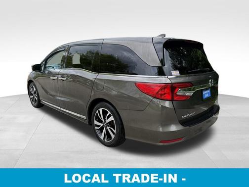 Beige 2019 Honda Odyssey Elite