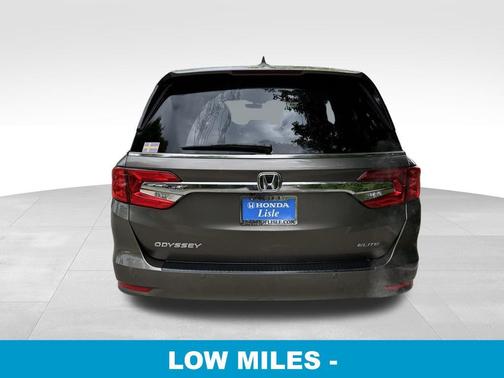 Beige 2019 Honda Odyssey Elite