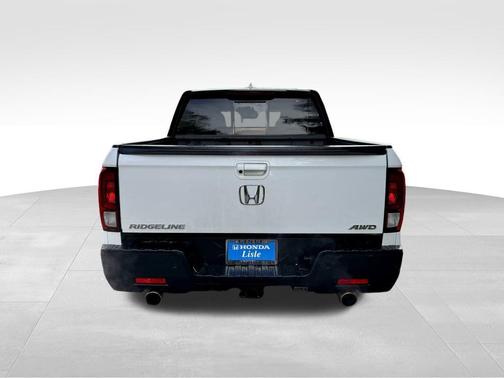 Platinum White Pearl 2023 Honda Ridgeline Black
