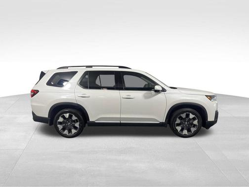 Platinum White 2026 Honda Pilot Elite