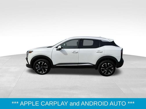 Aspen White 2025 Nissan Kicks SR