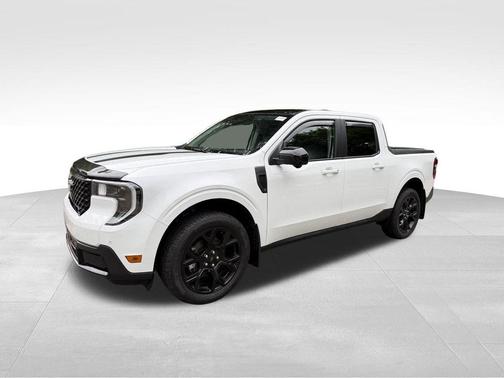 Oxford White 2025 Ford Maverick Lariat