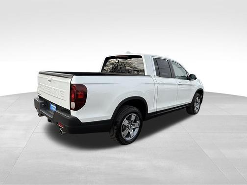 Platinum White Pearl 2025 Honda Ridgeline RTL