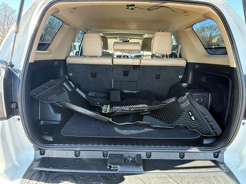 Blizzard Pearl 2021 Toyota 4Runner Limited