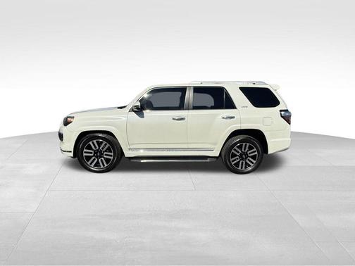 Blizzard Pearl 2021 Toyota 4Runner Limited