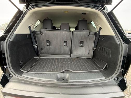 2023 Nissan Pathfinder SV 4WD