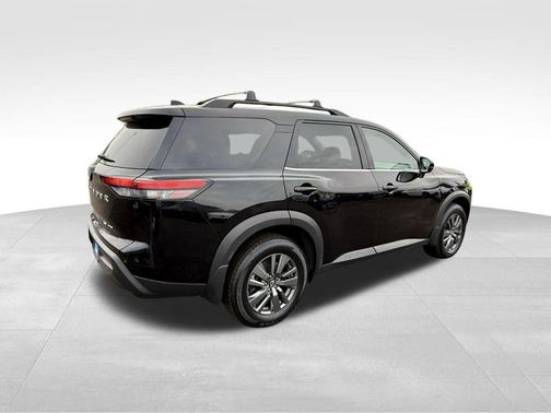 2023 Nissan Pathfinder SV 4WD