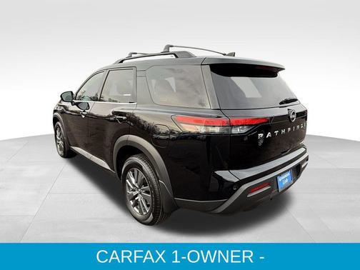 2023 Nissan Pathfinder SV 4WD