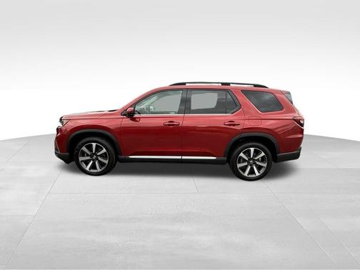 2023 Honda Pilot Touring 8-Passenger