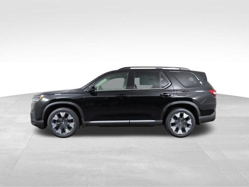 Crystal Black 2026 Honda Pilot Elite